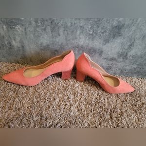 Kelly & Katie Markel Coral Suede Pumps Heels Size 8M
